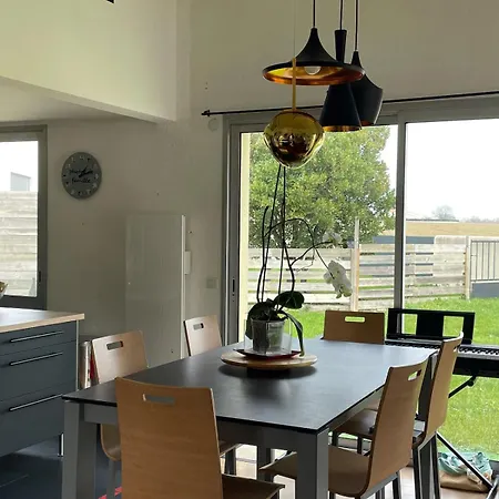 Belle Maison Au Calme Avec Piscine Casa vacanze